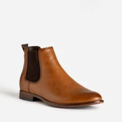 Chelsea boots camel