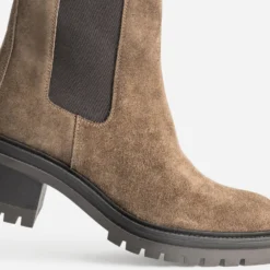 Chelsea boots camel cuir velours semelle crantée