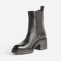 Chelsea boots marron cuir semelle crantée