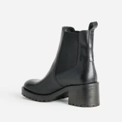 Chelsea boots noir cuir cranté
