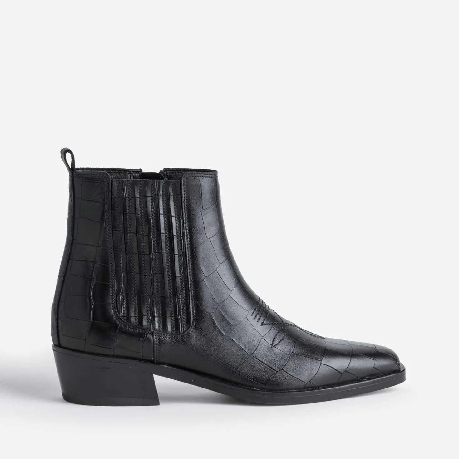 Chelsea boots noir cuir embossé effet croco