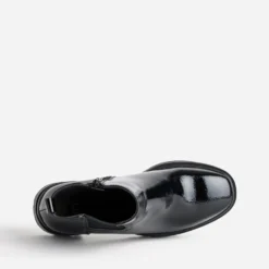 Chelsea boots noir verni semelle crantée