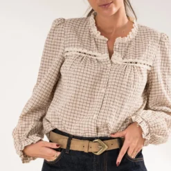 Chemise ERAM WEAR écrue motif carreaux