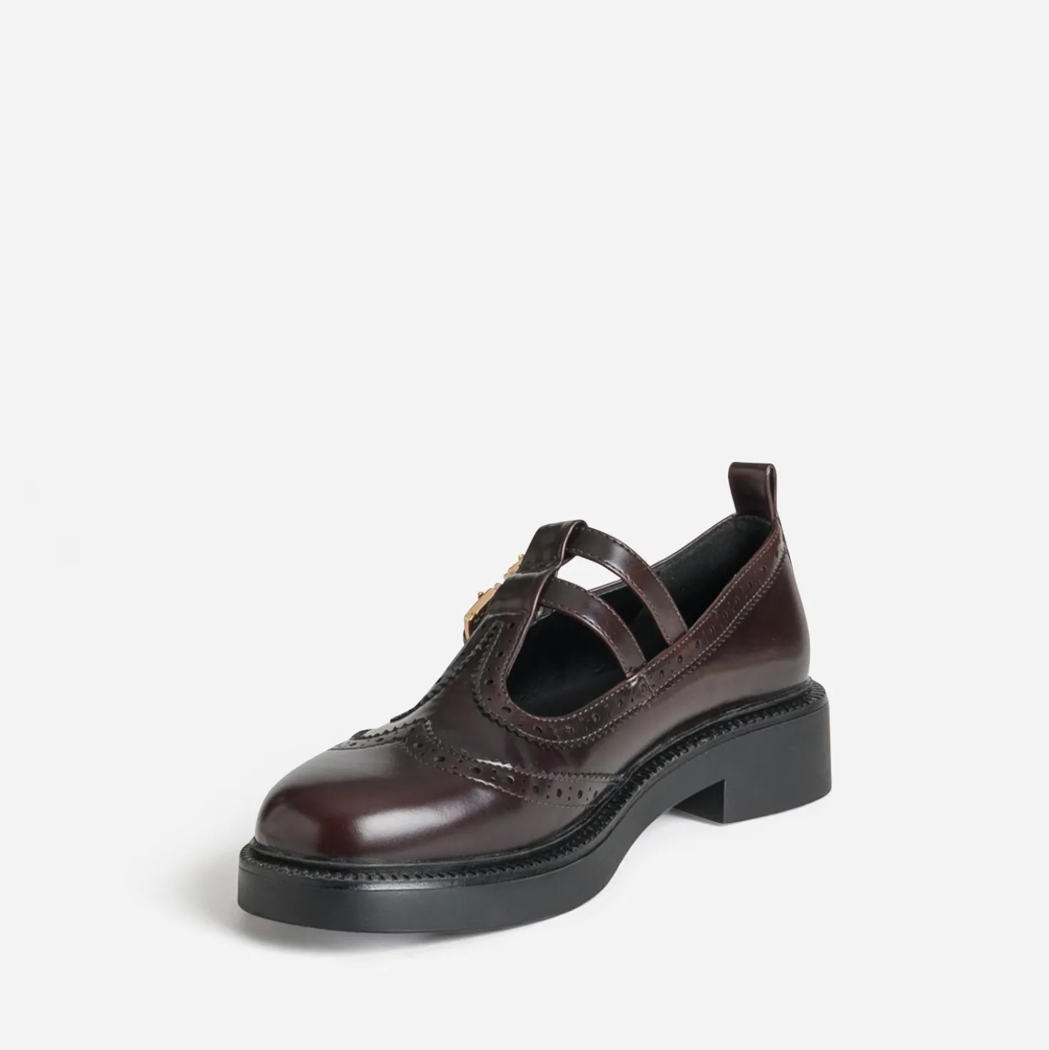 Derby babies bordeaux détails perforations