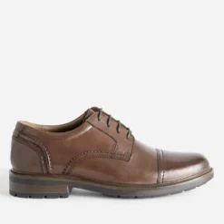Derby marron en cuir détail bout droit