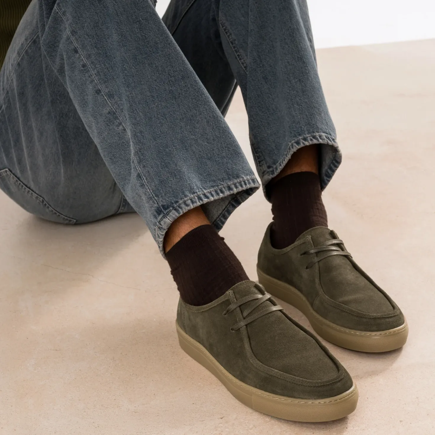 Derby plateau kaki cuir velours