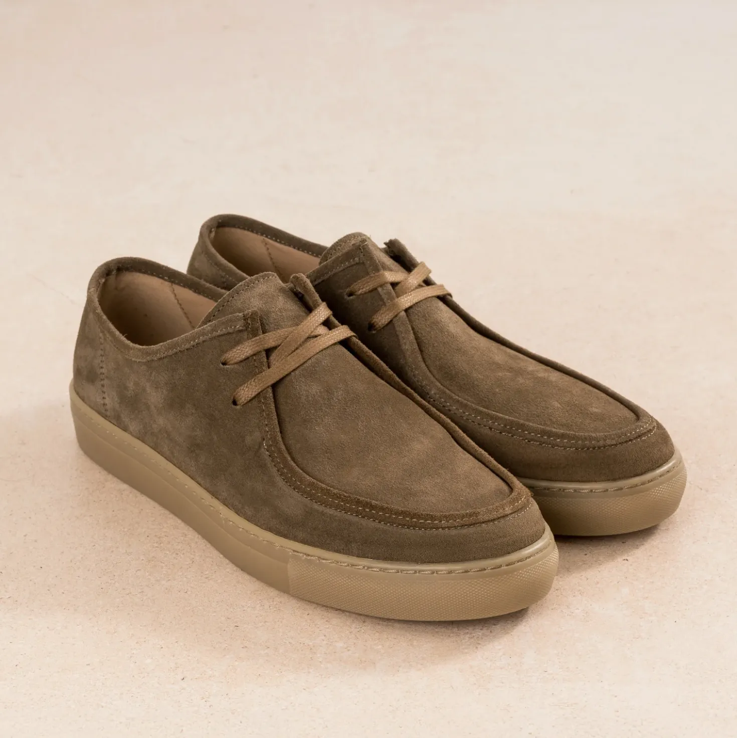 Derby à plateau marron cuir velours