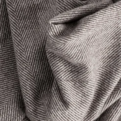 Echarpe marron motif chevrons