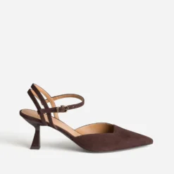 Escarpin marron suédé à brides