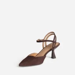 Escarpin marron suédé à brides