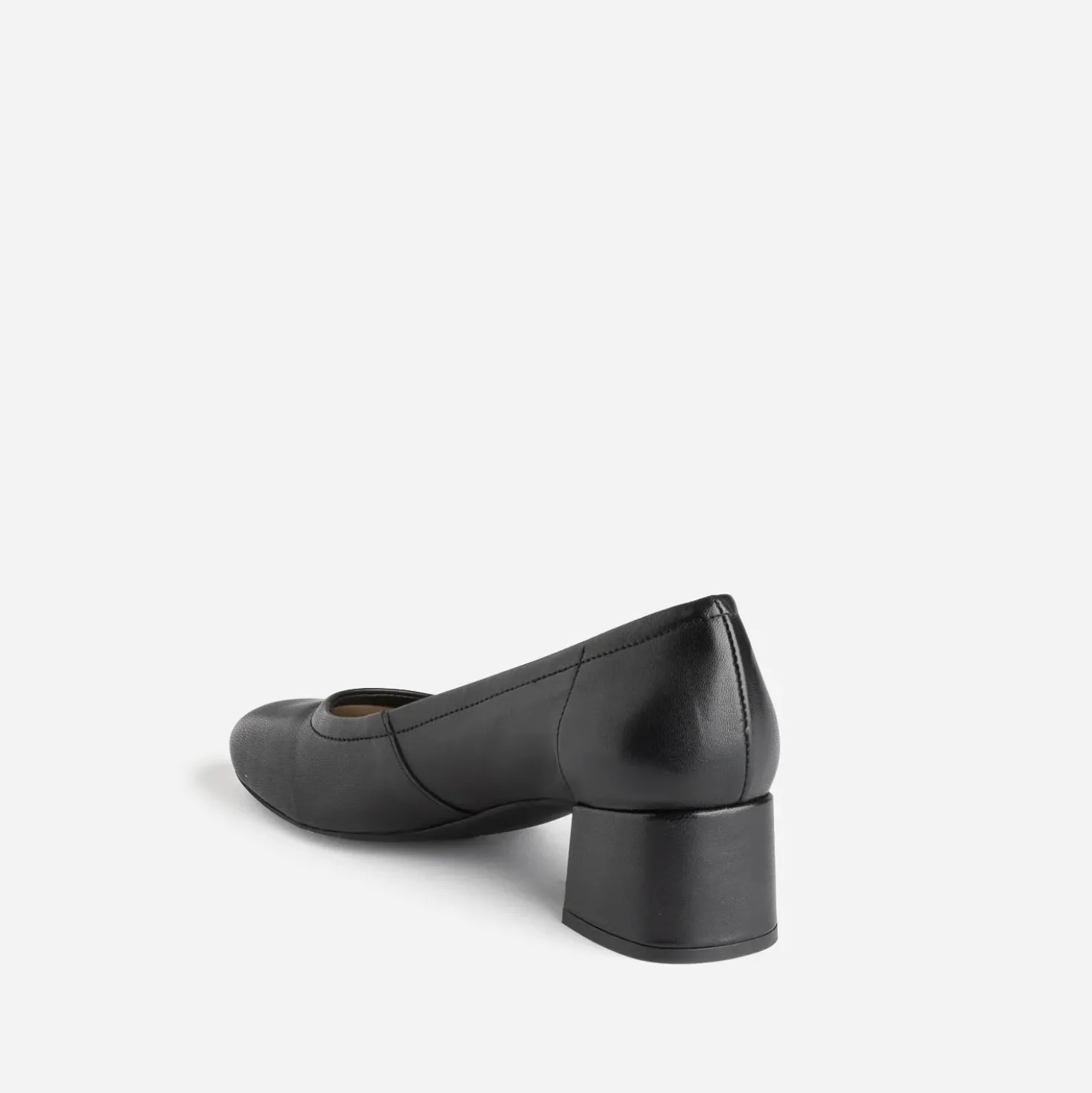 Escarpin noir en cuir