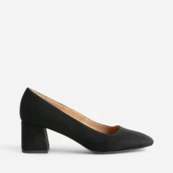 Escarpin noir suédé à bout carré