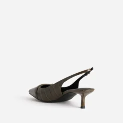 Escarpin slingback kaki verni embossage effet croco