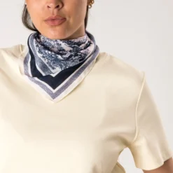 Foulard bleu motif jungle