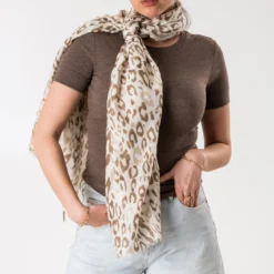 Foulard écru motif léopard