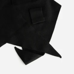 Foulard noir tricot