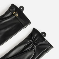 Gants noirs détail boucle