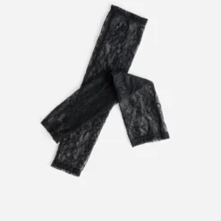 Manchettes noires dentelle