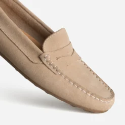 Mocassin beige cuir velours