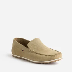 Mocassin beige en cuir velours