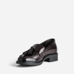 Mocassin bordeaux cuir à pampilles