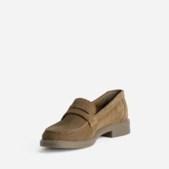 Mocassin camel cuir velours bord cranté