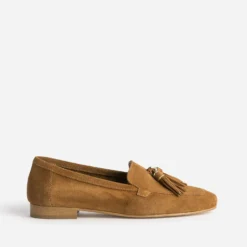 Mocassin camel cuir velours à pampilles