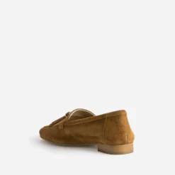 Mocassin camel cuir velours à pampilles