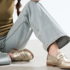 Mocassin ERAM FLEX doré cuir perforé