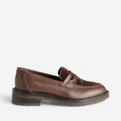 Mocassin marron cuir détail effet poulain