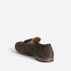 Mocassin marron cuir velours à pampilles