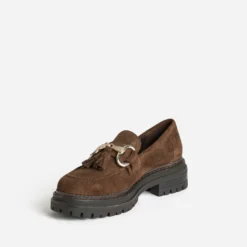 Mocassin marron cuir velours détail mors