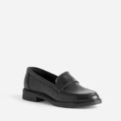 Mocassin noir cuir bord cranté éco-conçu