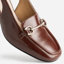 Mocassin slingback cognac à talon