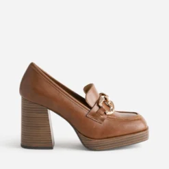 Mocassin à talon camel éco-conçu avec maxi chaîne