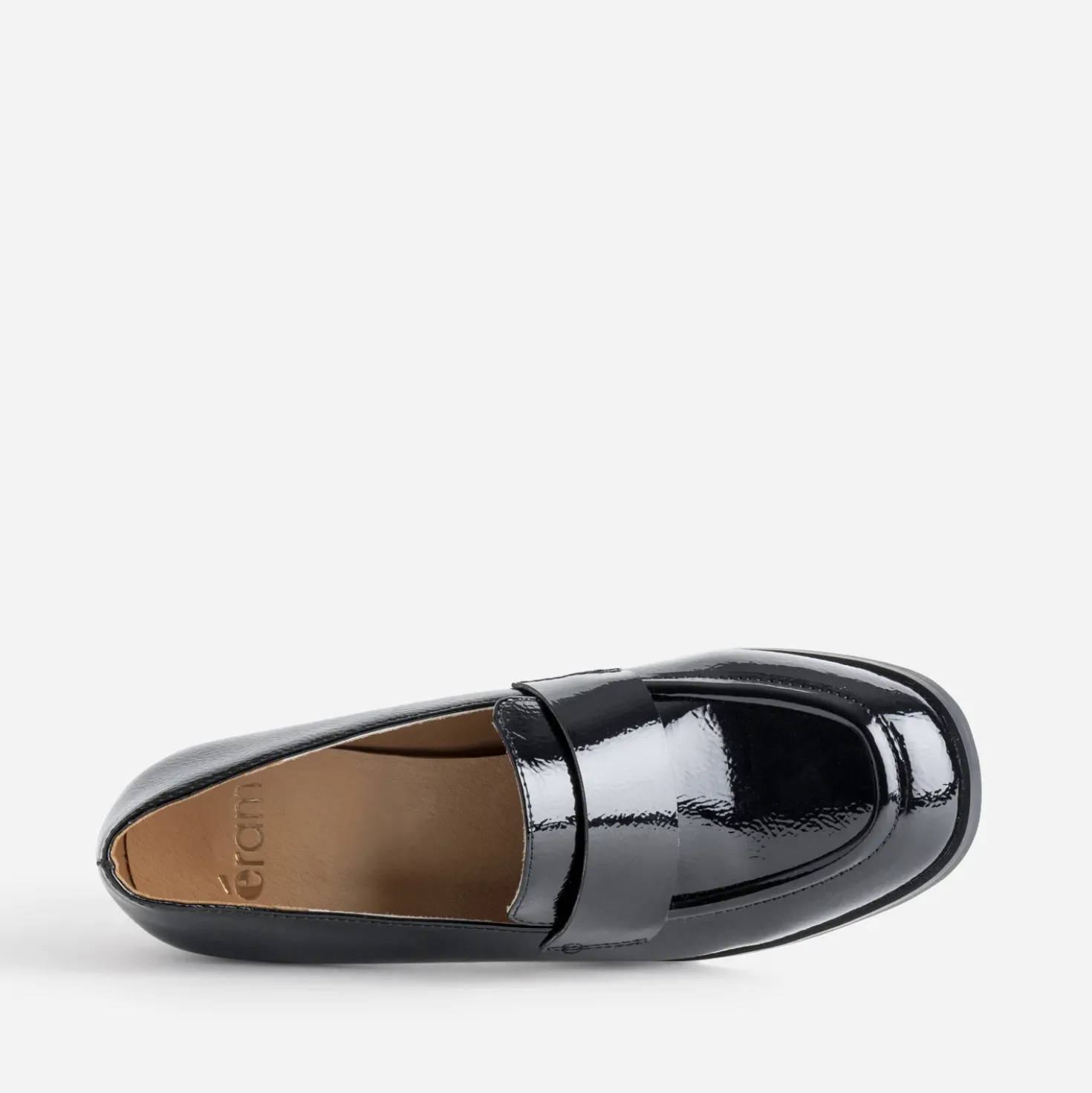 Mocassin à talon noir verni