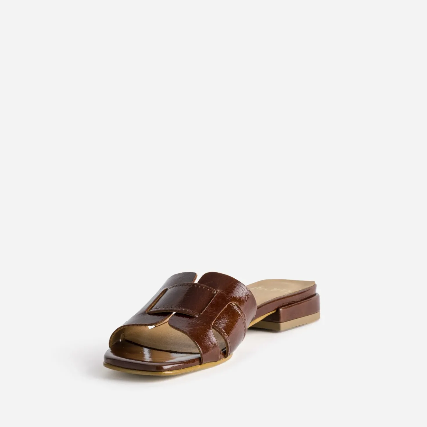 Mule marron cuir verni