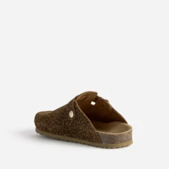 Mule-sabot camel cuir velours motif léopard
