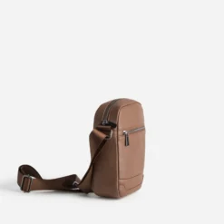 Pochette marron zippée