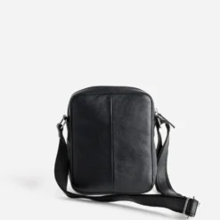 Pochette noire cuir à bandoulière