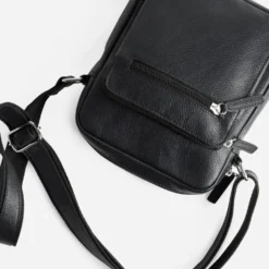 Pochette noire cuir à bandoulière