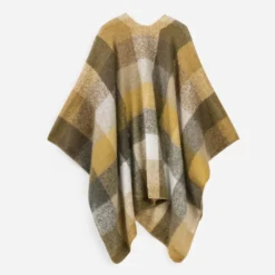 Poncho marron motif carreaux