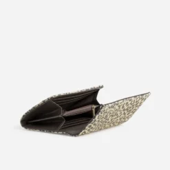 Portefeuille beige motif léopard