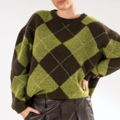 Pull ERAM WEAR marron tricot motif losanges verts