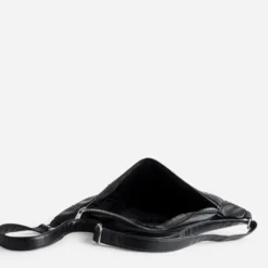 Sac banane noir décor clous