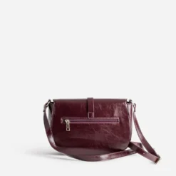 Sac bandoulière bordeaux détails anneaux