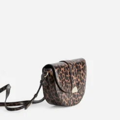 Sac bandoulière marron motif léopard