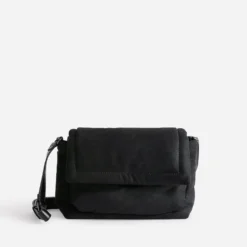 Sac bandoulière TEXTO noir irisé textile suédé