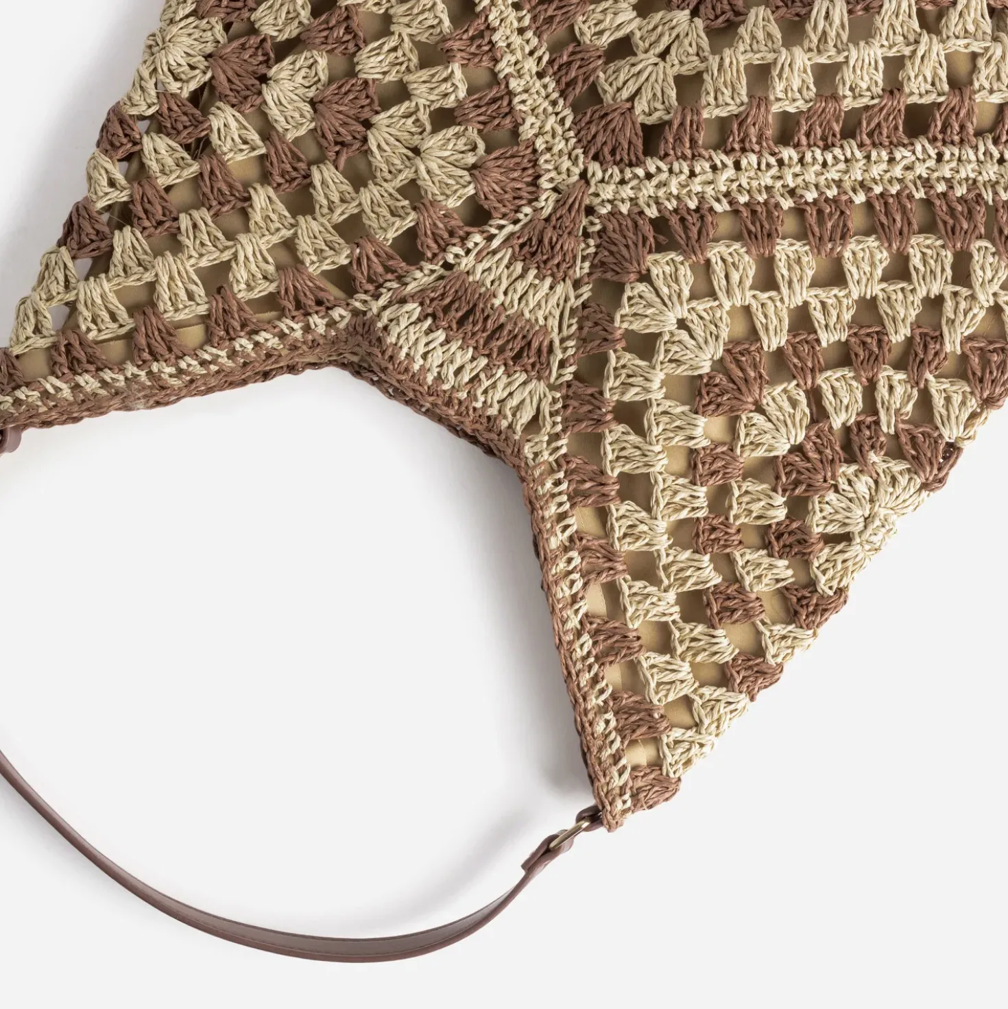 Sac beige et marron tressé