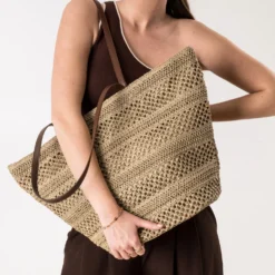 Sac cabas beige tressé